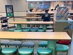 大堂-老乡鸡(西岸凤巢店)