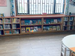 -浦东新区花木街道图书馆