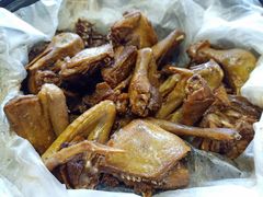 秘制盐焗乳鸽-侠成水上农庄(工业大道店)