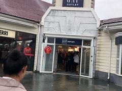 -GAP(王府井奥莱·香江小镇店)