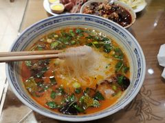 -天发芽·何记葫芦头泡馍·老字号(小南门店)
