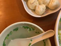 -佬钱湾仔(衣裳街店)