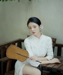 -租旗袍租礼服馆