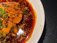-辣尚瘾·烤鱼·新川菜(牡丹园直营店)