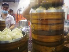 奥尔良鸡腿包-老陶包子铺(南大西南村店)