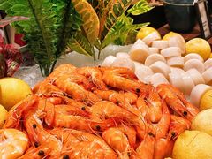 -广州万富希尔顿酒店·感趣自助餐厅·金秋蟹宴生蚝海鲜刺身