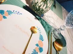 -蜜桃花开·中西融合菜E&W(南长街店)