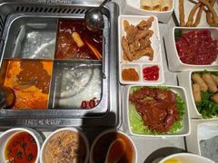 -海底捞大排档火锅(悦荟广场店)