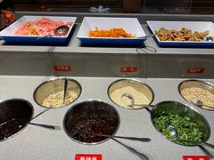 自助调料区-叉叉裤鲜火锅(空港新城店)