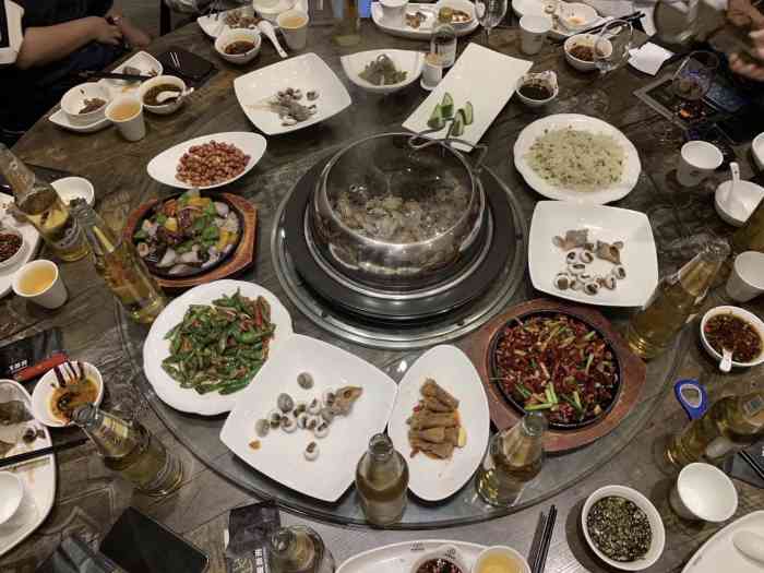 蒸爱厨房蒸汽锅海鲜主题餐厅-"来到这里,我就是要吃海里的东西,哈哈.