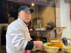 -张家巷胖哥肥肠·三十年老店(原工人村菜市店)