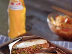 -樊家腊汁肉夹馍(曲江翠竹园店)