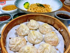 -馋三尺蟹粉小笼(人民广场店)