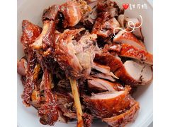 -王浩儿纪六孃甜皮鸭(乐山总店)