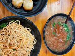 -赵宝美煎包店