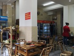 大堂-咏勝锑锅麻辣烫(净居寺路总店)