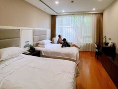 -上海怡沁园度假酒店