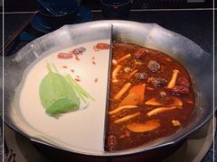 -湊湊火锅·茶憩(打浦桥日月光店)