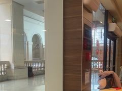 -麦当劳(汉口火车站候车室店)