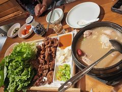 -长寿参鸡汤(朝韩风情街店)
