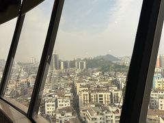 -旋转餐厅