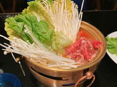 泡菜牛肉火锅-Mr·Fish鱼鲜生海鲜放题(银泰in99店)