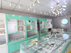 -品奈眼镜(九水东路店)