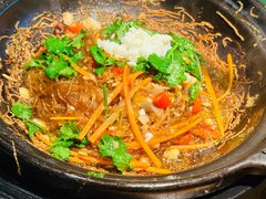 砂锅粉丝煲-费大厨辣椒炒肉(万家丽一店)