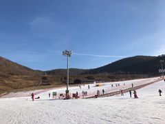 -中旅松花湖滑雪场