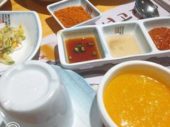 南瓜粥-唯成•韩国炭火烤肉 유성고기