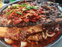 -鸣记脆皮烤鱼·海鲜烤鱼(三八广场店)