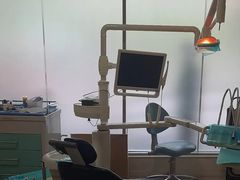 -上海仁爱医院口腔科 · 种植