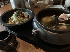 -云海肴·汽锅鸡·云南菜(天山百盛优客店)