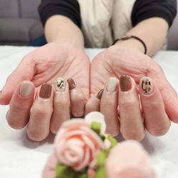 -媄甲诗美甲美睫