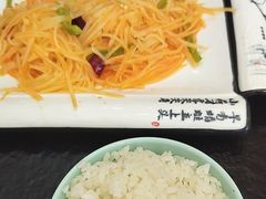 -撒拉人家.酸菜牦牛肉火锅