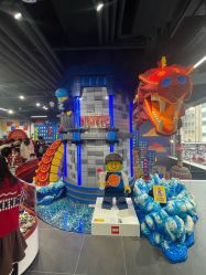 -乐高品牌旗舰店(人民广场店)