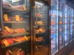 面包甜点陈列柜-MONICH牛排融合餐厅(和义大道购物中心店)