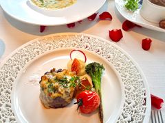 -弦月窗LUNETTE BY AMANDA(复兴路店)