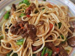 -歹歹的加个面过油肉拌面