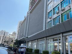 -万绿园