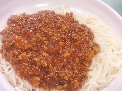炸酱拌面-食惠里小笼包面馆(越秀店)