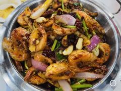 -凤凰路何眼镜香辣蟹(花果园店)