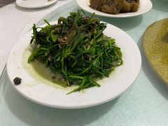 地皮韭菜-胡老三家土菜馆·老店地方特色菜·招牌茅山地锅老鹅