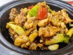 -江城燕子大排档(江汉路步行街店)