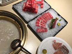 -余欢领鲜火锅(新街口店)