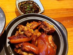 -野山舂·贵州现舂酸汤火锅(鸿通城店)