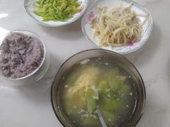 -苏州雏渐肥月嫂