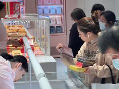 -好利来(上海长宁龙之梦店)