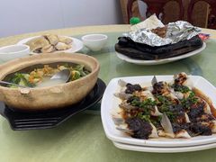 -强记湛江鸡饭店·二十七年老字号(拱北店)