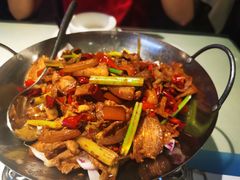 干锅黑土猪肉-佬湘楼(越秀城市广场店)